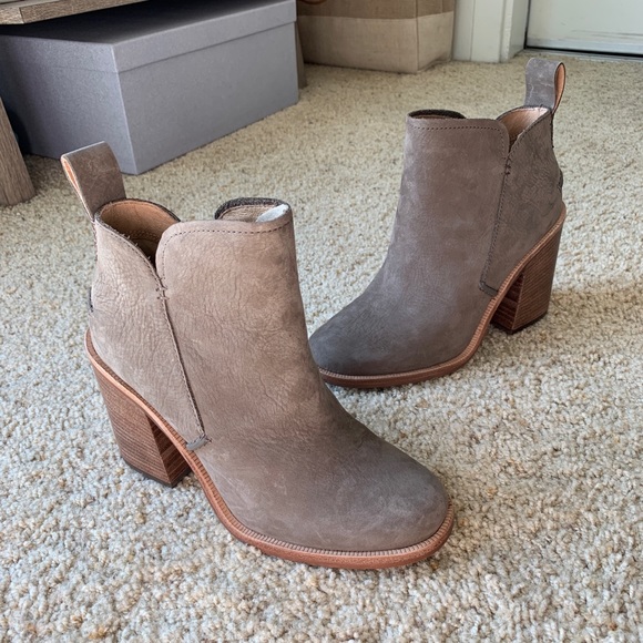 ugg womens pixley boot